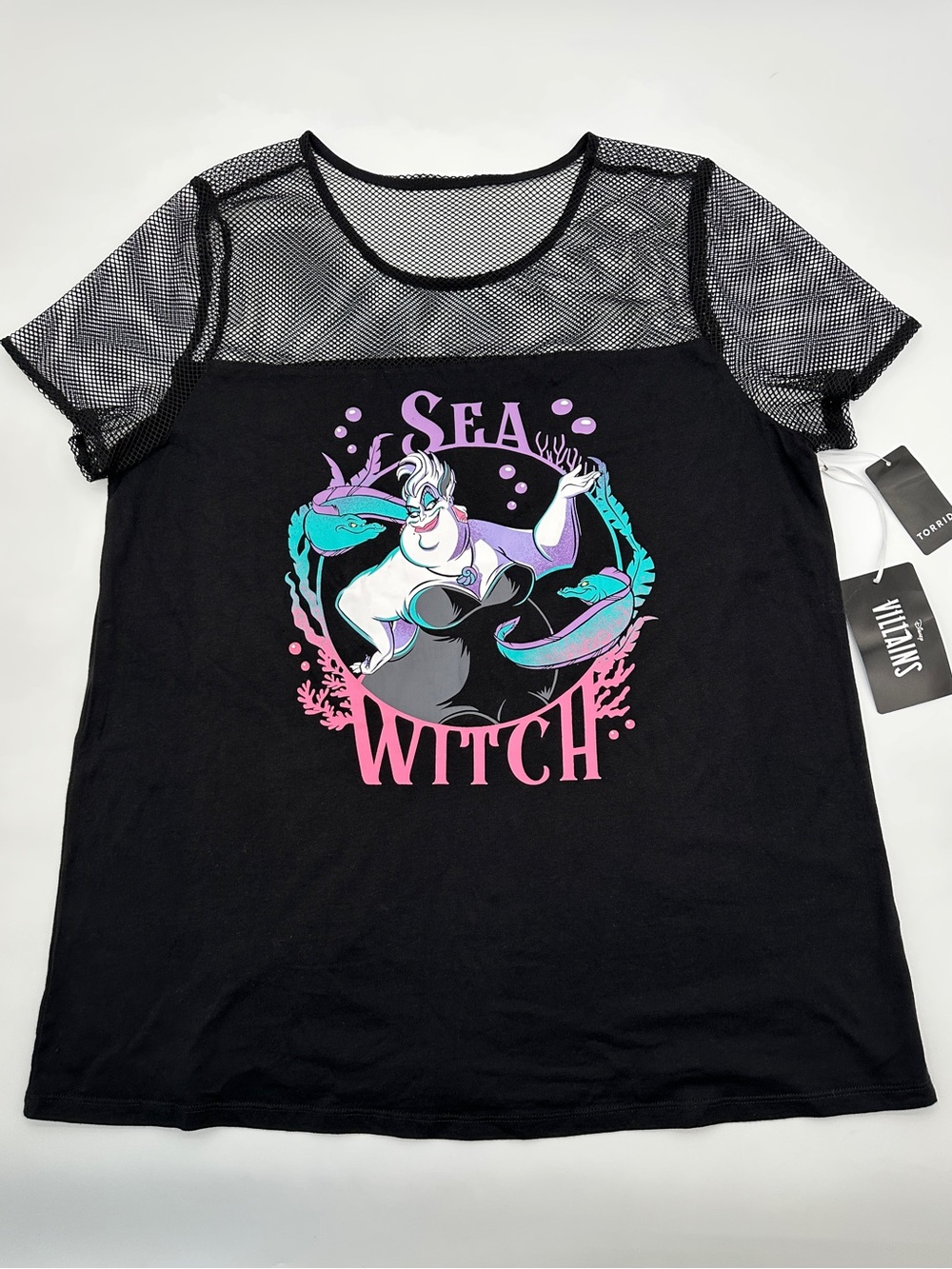 Torrid Disney Villains Ursula Sea Witch Fishnet Mesh Halloween Tee Shirt Size L